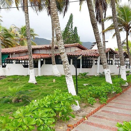 Hotel Golden Paradise Playa El Agua Екстериор снимка