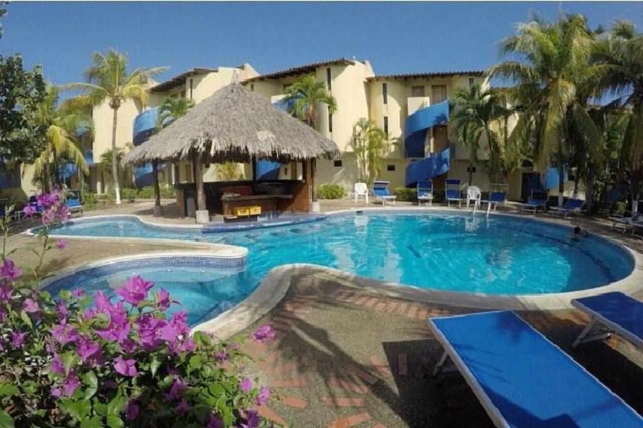 Hotel Golden Paradise Playa El Agua Екстериор снимка