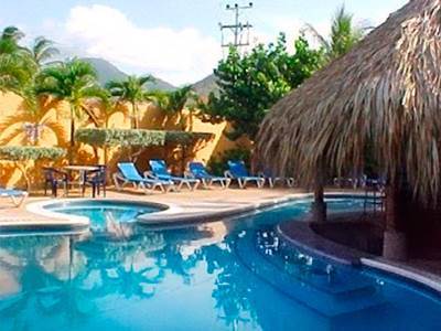 Hotel Golden Paradise Playa El Agua Екстериор снимка